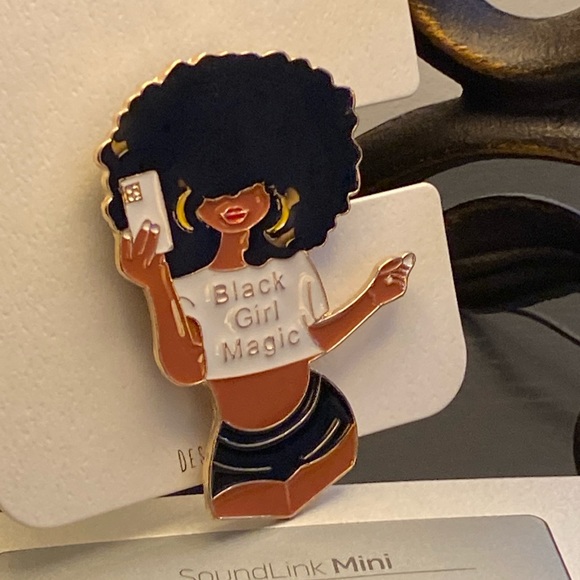 Black Girl Magic Cellphone Grip - Picture 3 of 5